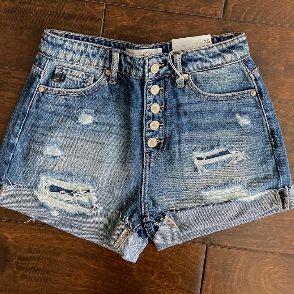 NWT KANCAN SHORTS